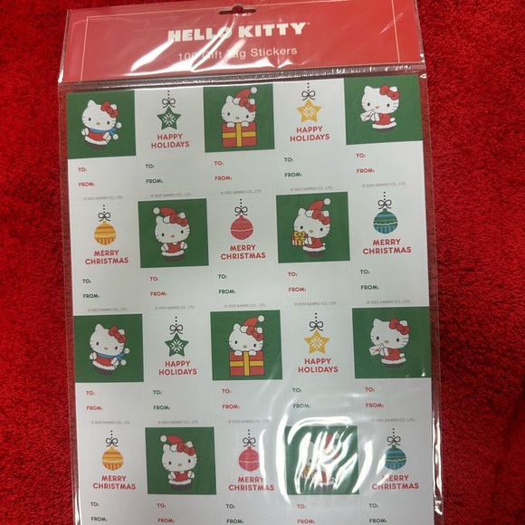 Hello kitty x Christmas gift tag stickers RARE LIMITED EDITION 100 each - Picture 5 of 6